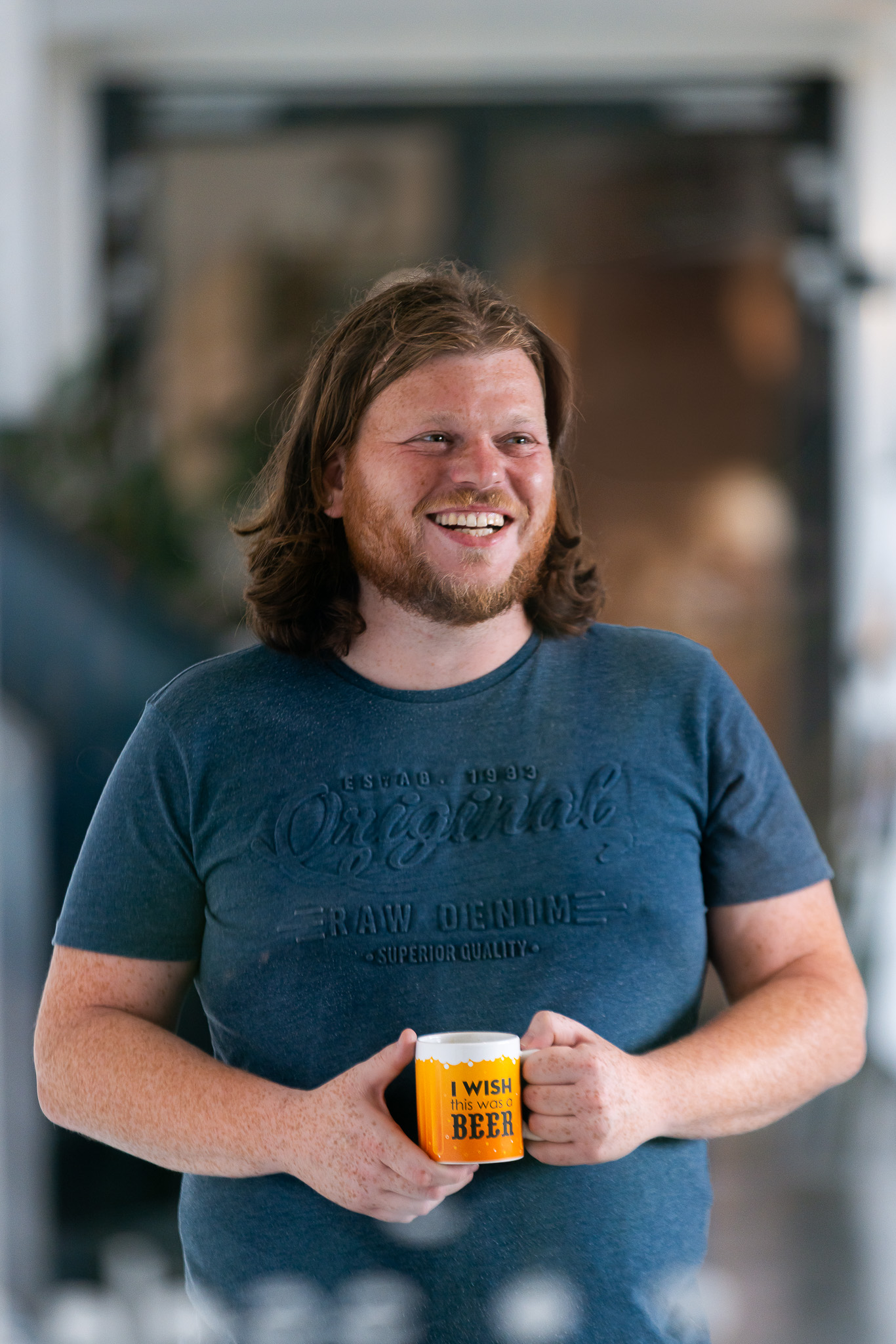 Afbeelding met donker-slider